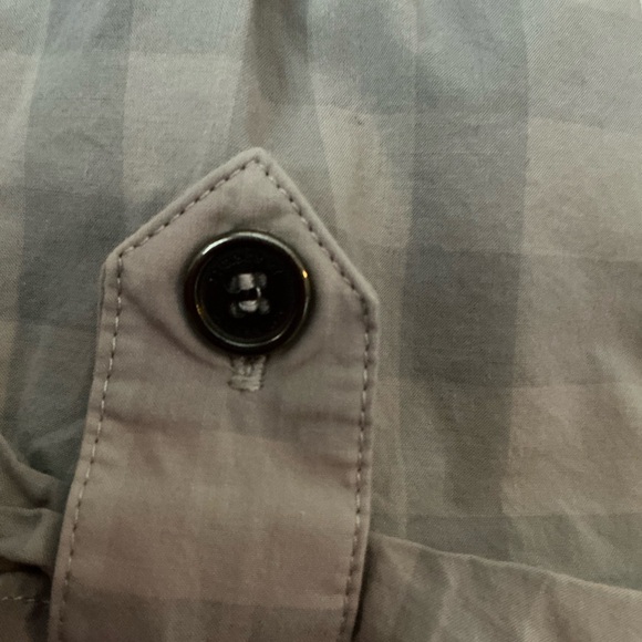 Burberry Juniors Large Beige Top - Picture 6 of 7